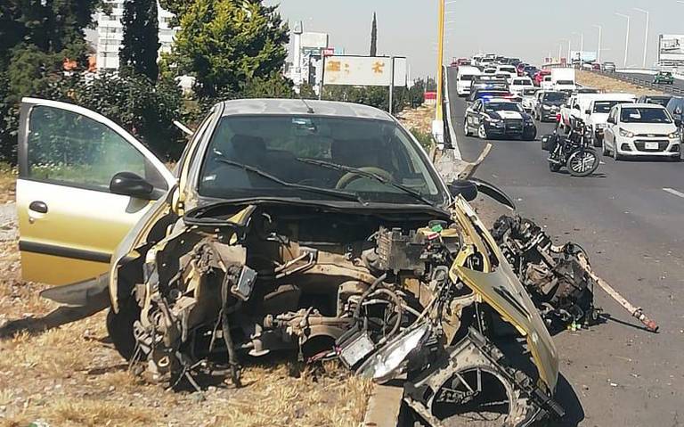  brutal accidente carretera a México conductor vive